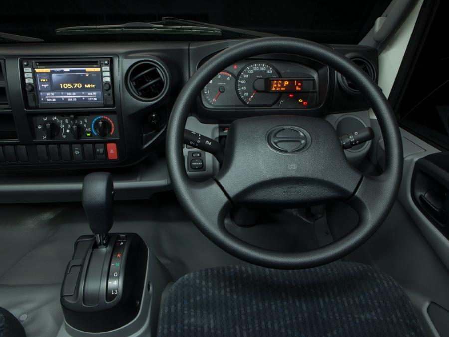 Торпедо Hino 300-921 Crew Cab 2014 года  (фото 5 из 6)